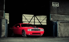 - Dodge Challenger SRT       
